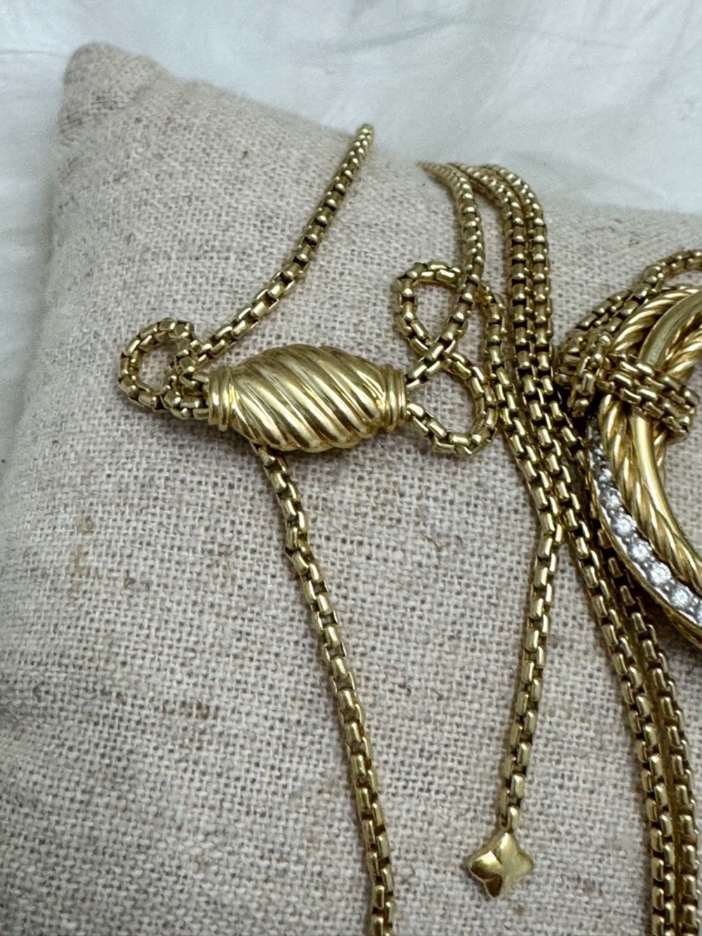 David Yurman 18K Gold Diamond Large Crossover Circle Adjustable Necklace - Picture 8 of 10